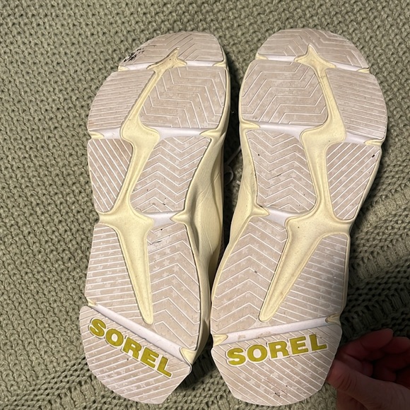 Worn Once Sorel Kinetic RNEGD Sneakers - Picture 10 of 11